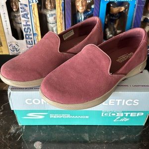 Sketchers go step slides 9